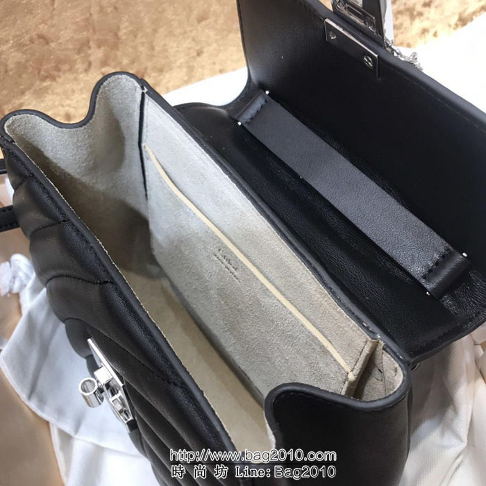Chloe克洛伊 2018 最新一季春夏主打款 金屬圈手柄 小豬包  ypk1018